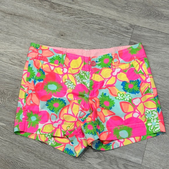 Lilly Pulitzer Callahan Shorts Size 2 Floral Print Colorful Cotton Casual - Picture 1 of 6